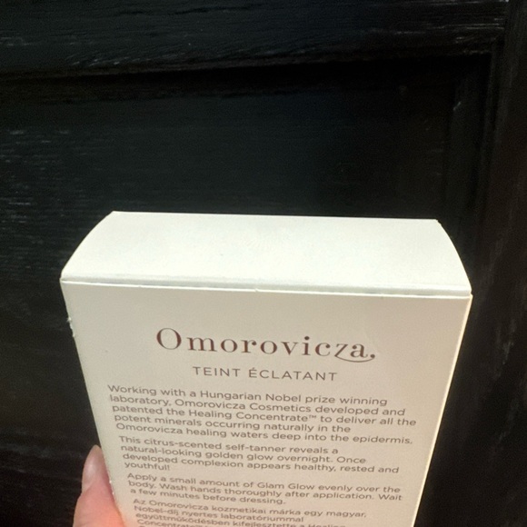 Omorovicza Glam Glow NIB! SEALED! NEW! - Picture 8 of 16